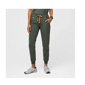 Small/Tall Figs joggers